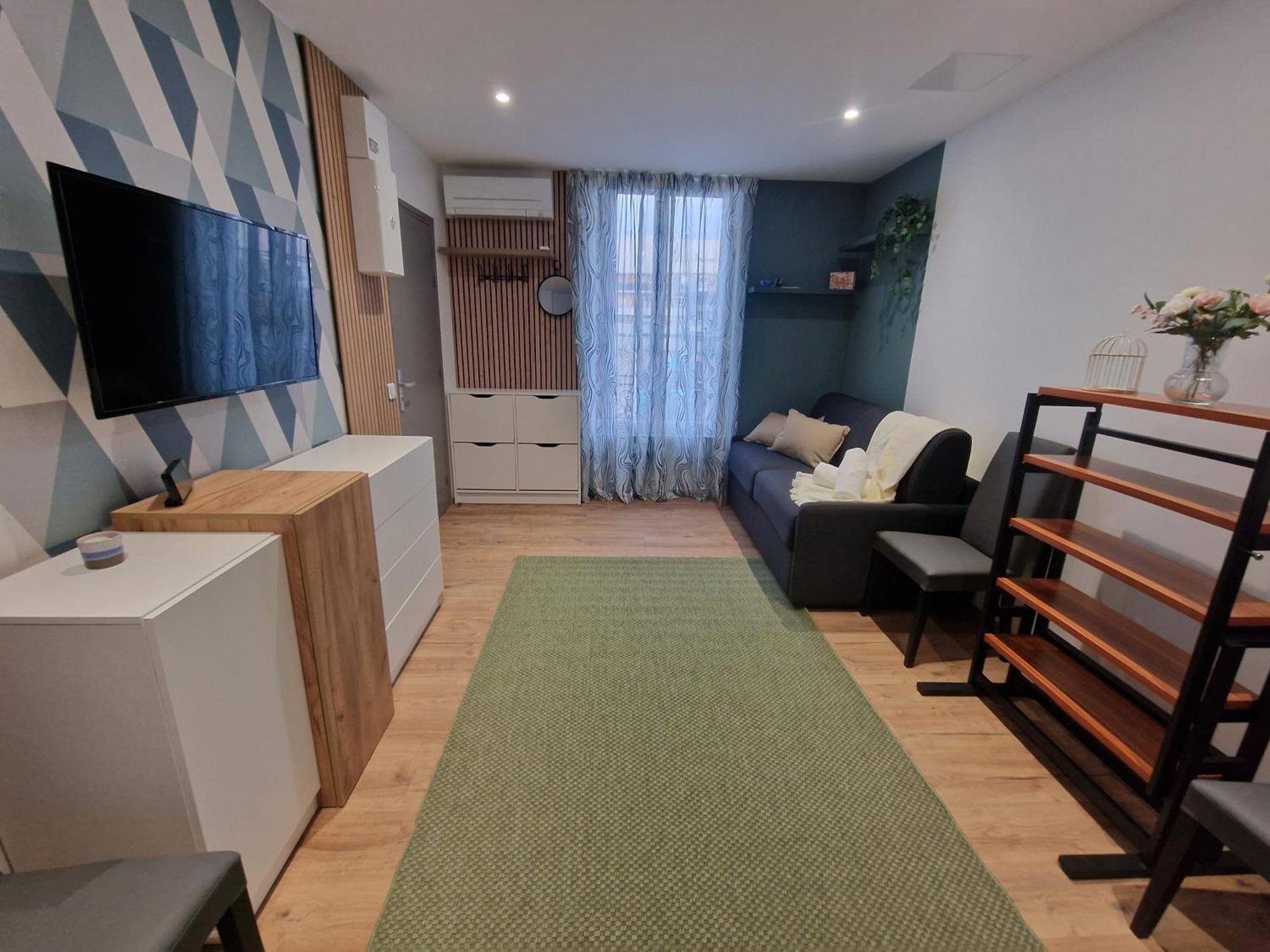 Appartement Avec 3 Et Un *
