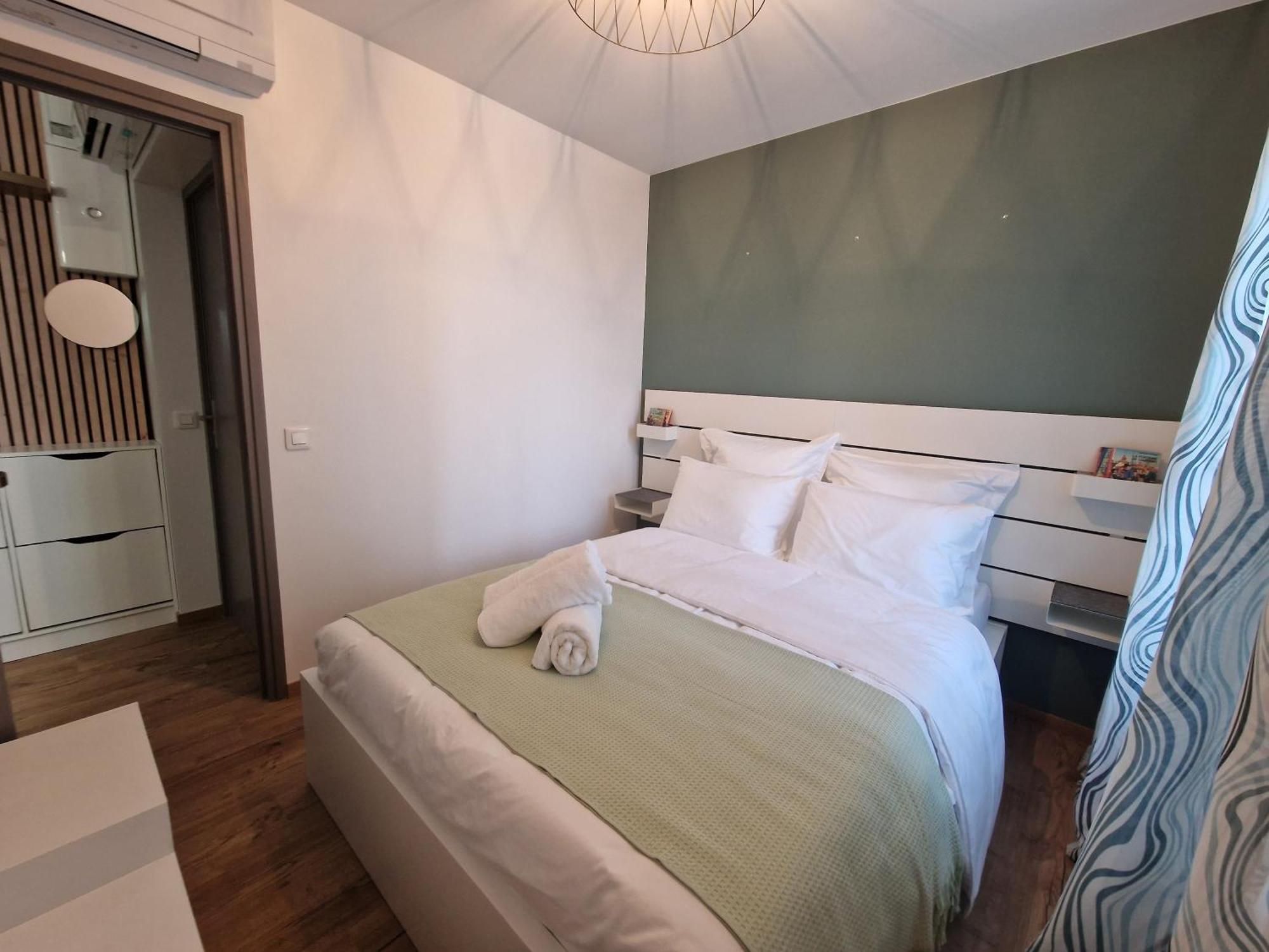 Appartement Avec 3 Et Un *